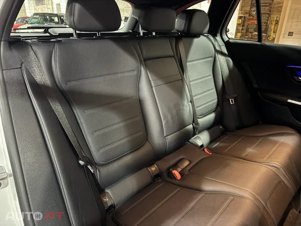 Mercedes-Benz C 300 e AMG Line