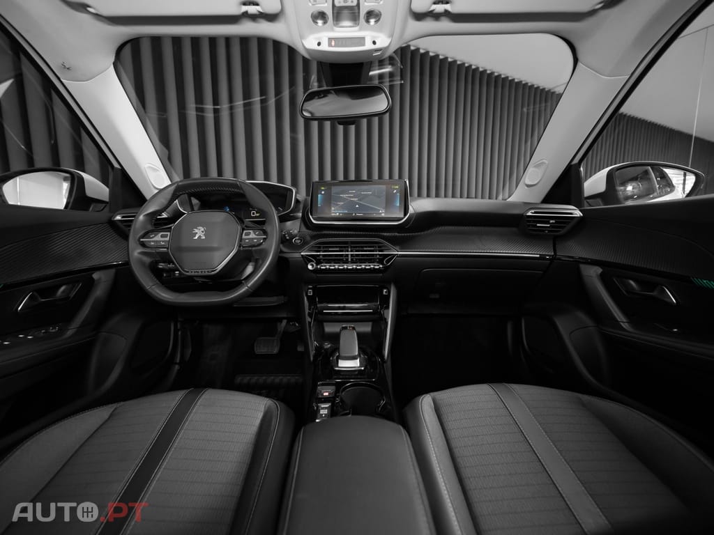 Peugeot E-2008 Allure