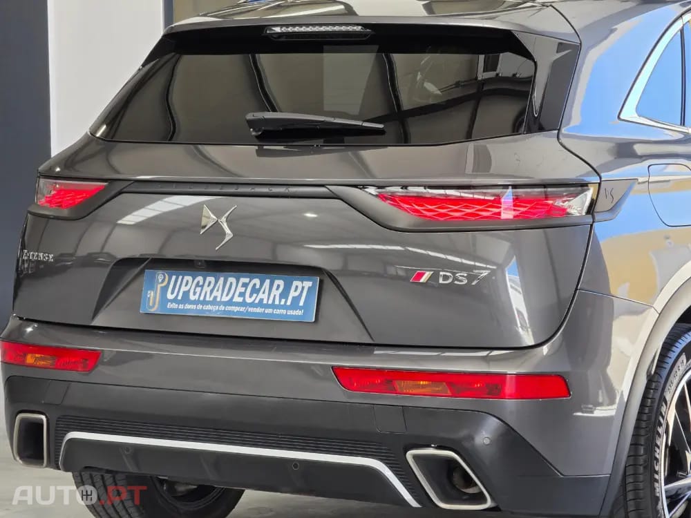 DS DS7 Crossback E-Tense Performance Line EAT8