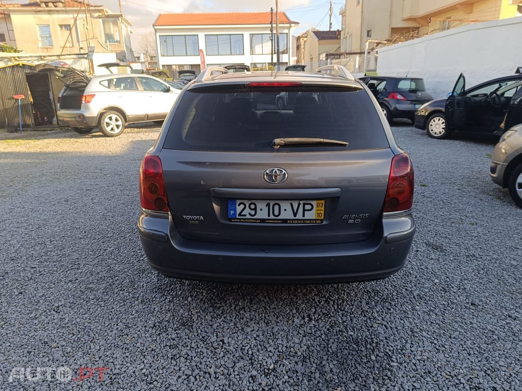 Toyota Avensis LB 2.0 D-4D Sol