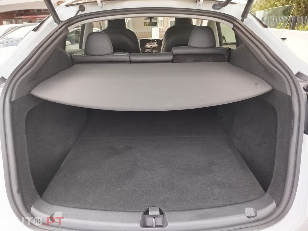 Tesla Model Y Tração Traseira