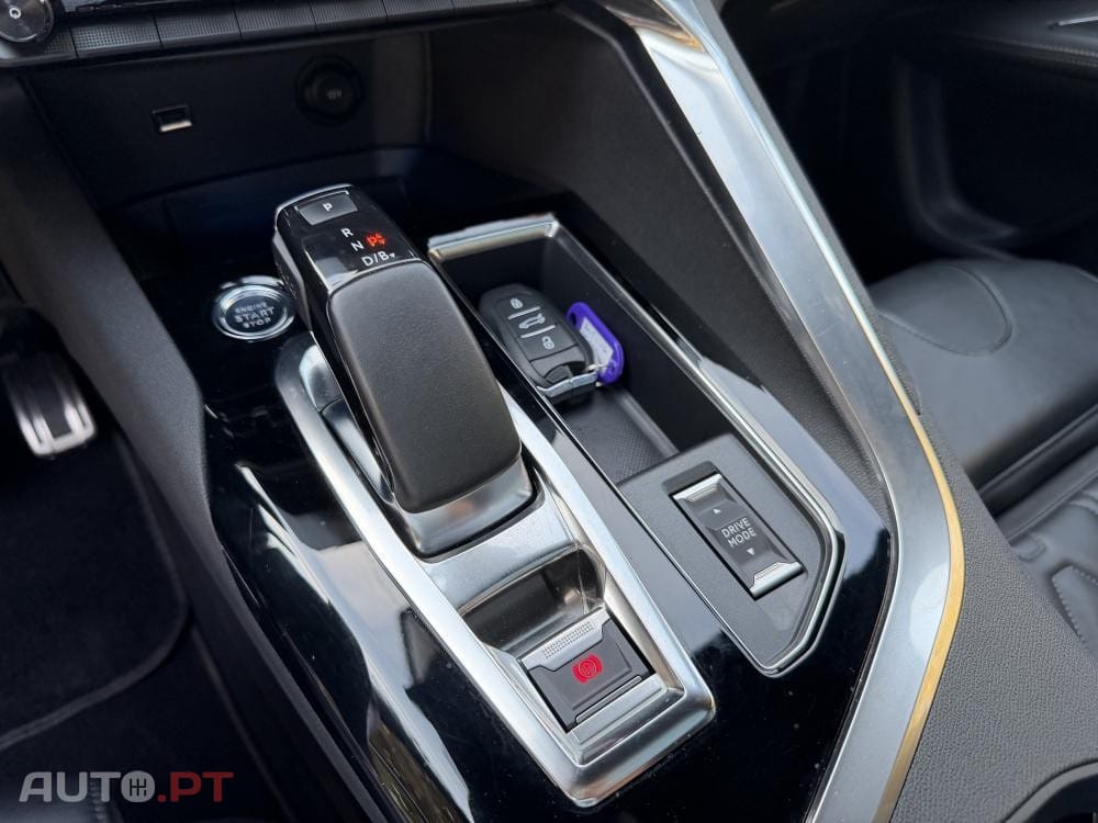 Peugeot 3008 1.6 Hybrid GT Pack e-EAT8