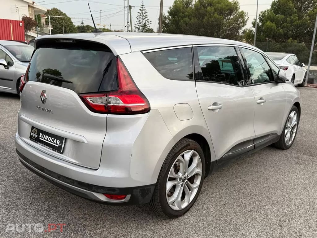 Renault Grand Scénic BLUE dCi 120 BLACK EDITION