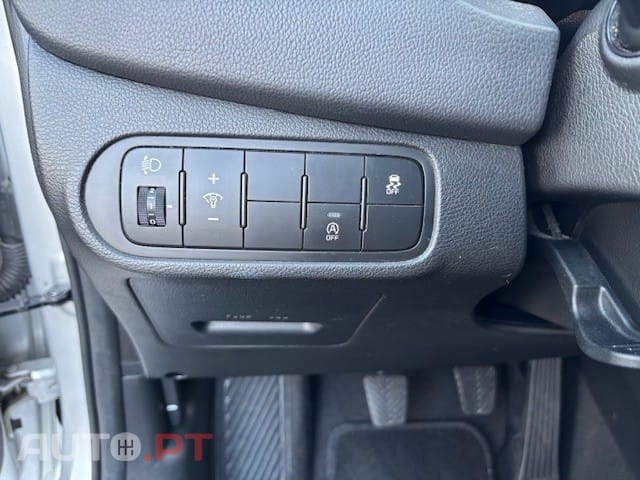 Kia Carens 1.7 CRDi ISG TX