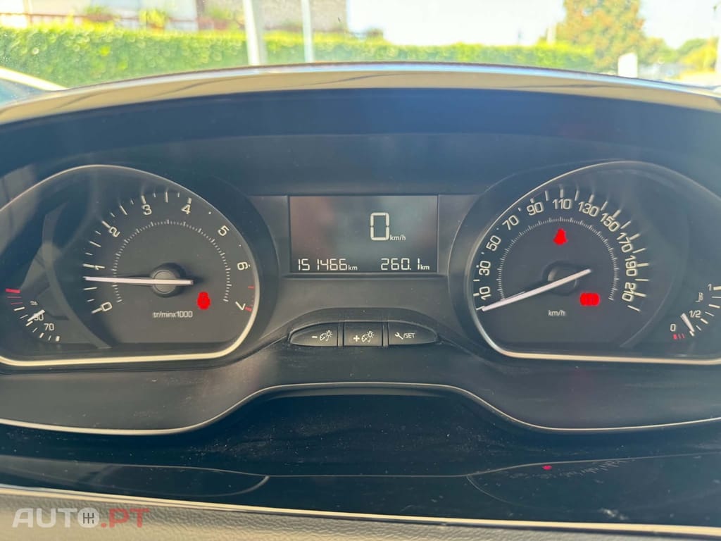 Peugeot 208 PureTech 82 Start & Stop Style