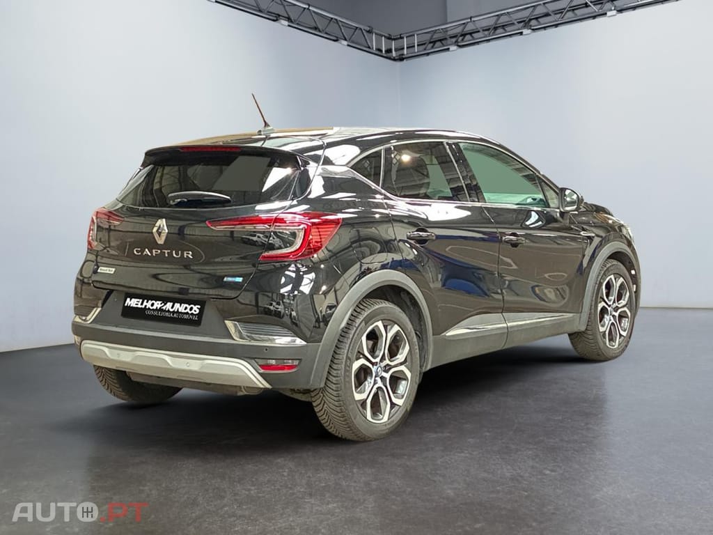 Renault Captur 1.6 E-Tech Plug-In Intens