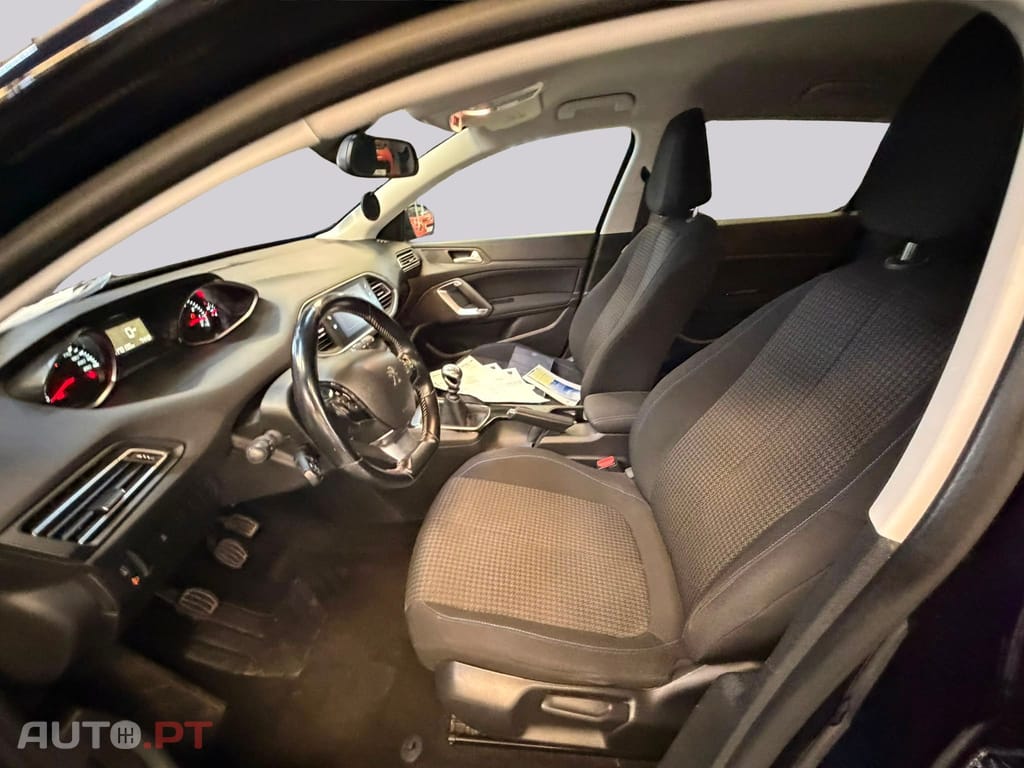 Peugeot 308 1.2 PureTech Style