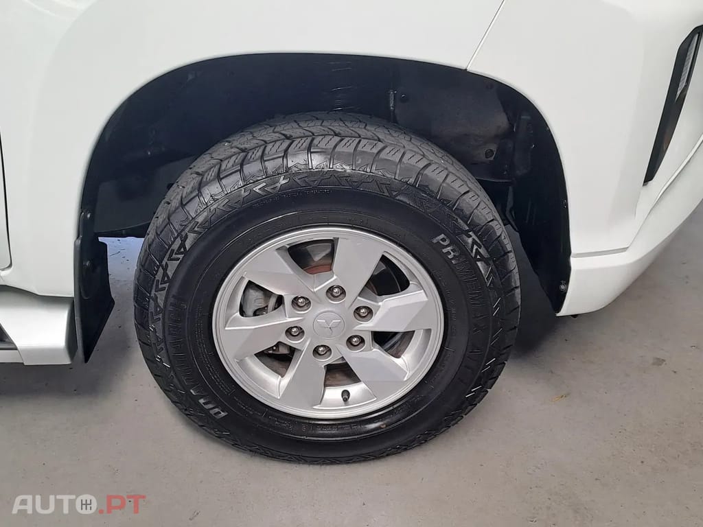 Mitsubishi L200 CD 4X4 5L