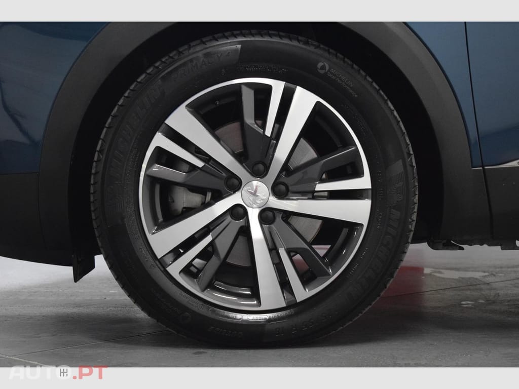 Peugeot 3008 Allure HYBRID 225cv e-EAT8