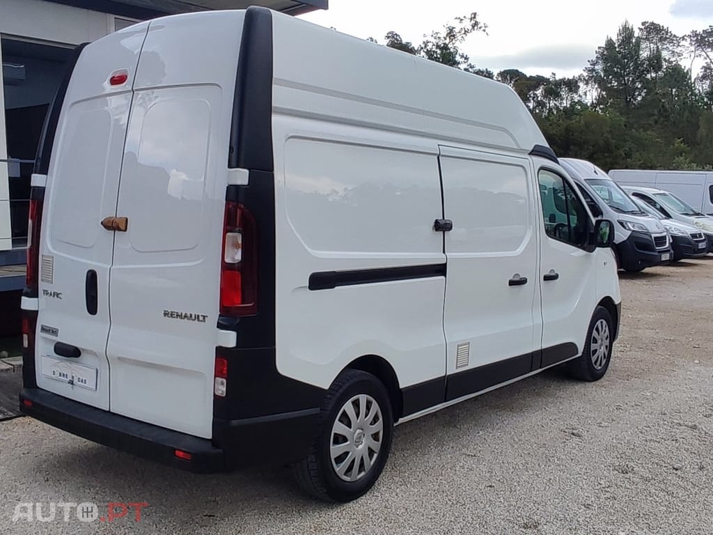 Renault Trafic 2.0 dCi L2H2 1.2T115