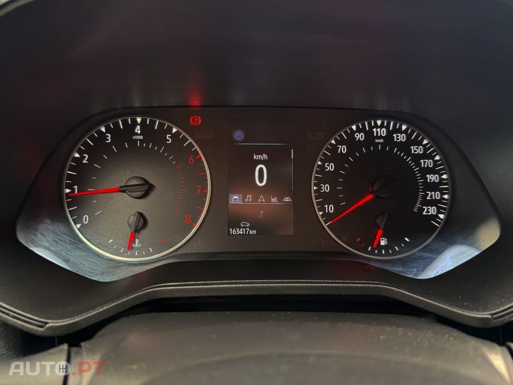 Renault Clio TCe 100 BUSINESS EDITION