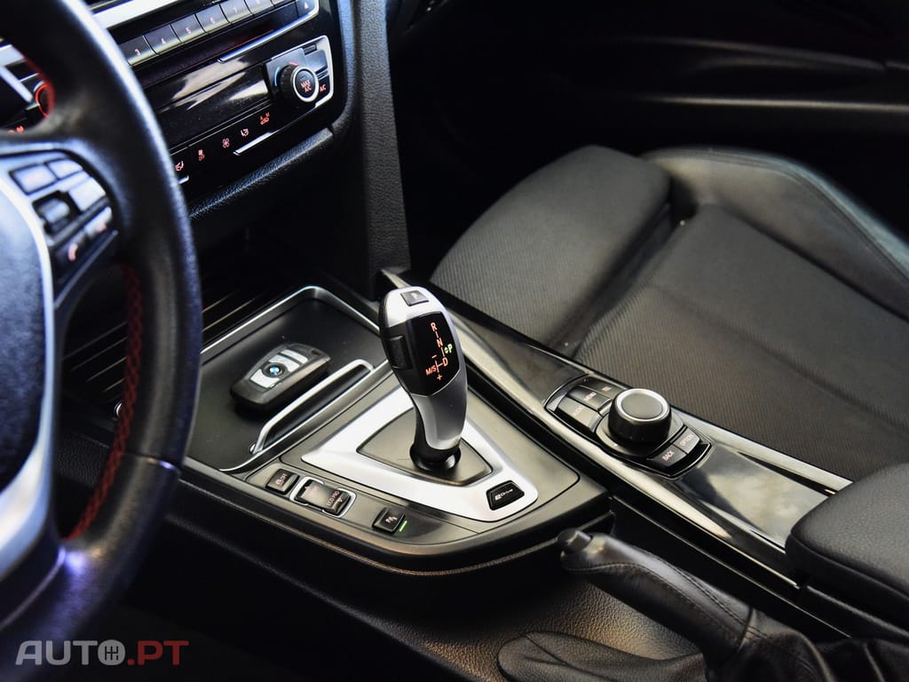 BMW 330 e iPerfomance Line Sport