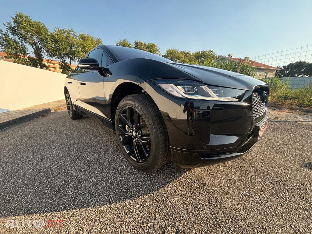 Jaguar I-Pace EV400 R-Dynamic HSE AWD
