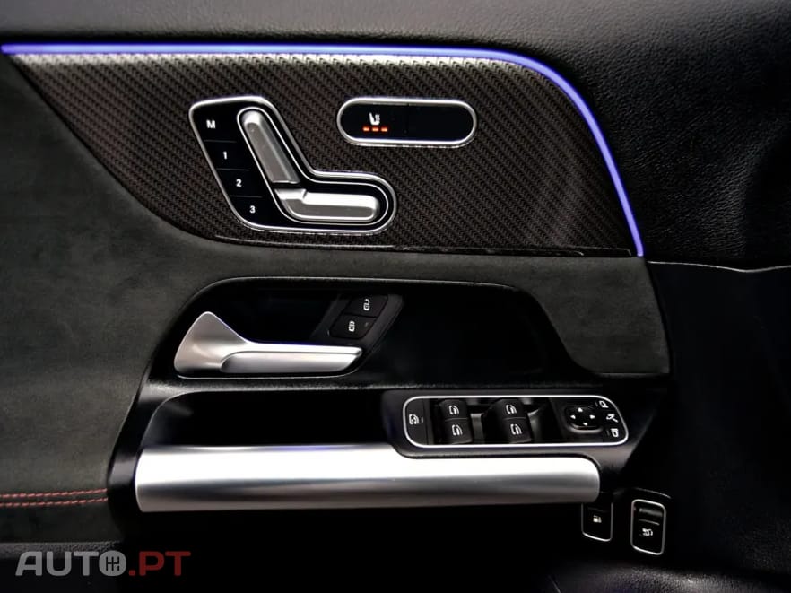 Mercedes-Benz GLA 250 e AMG Line