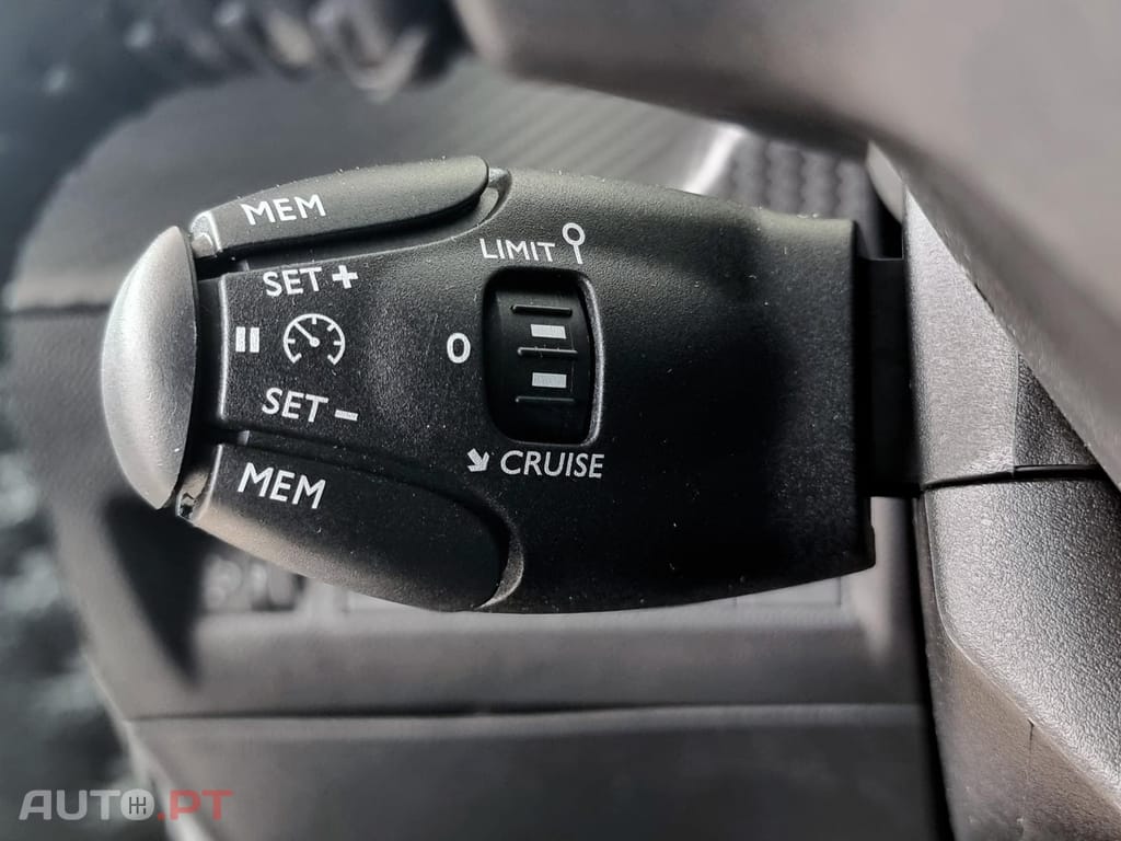 Peugeot 208 1.2 PureTech Active Pack