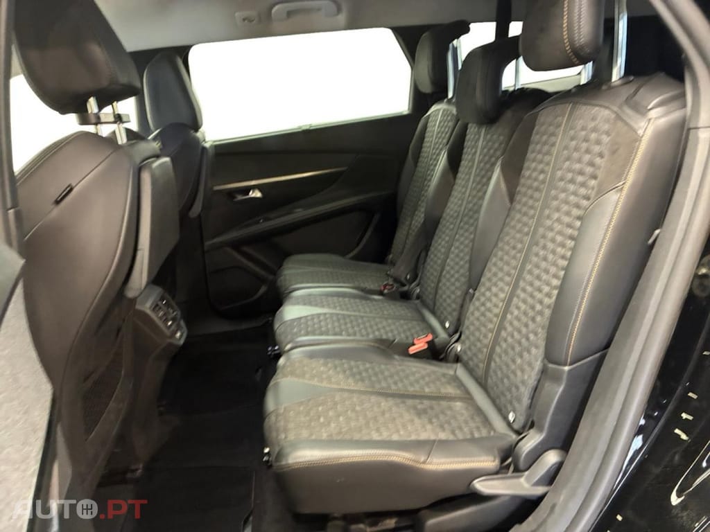Peugeot 5008 2.0 BlueHDi Roadtrip EAT8