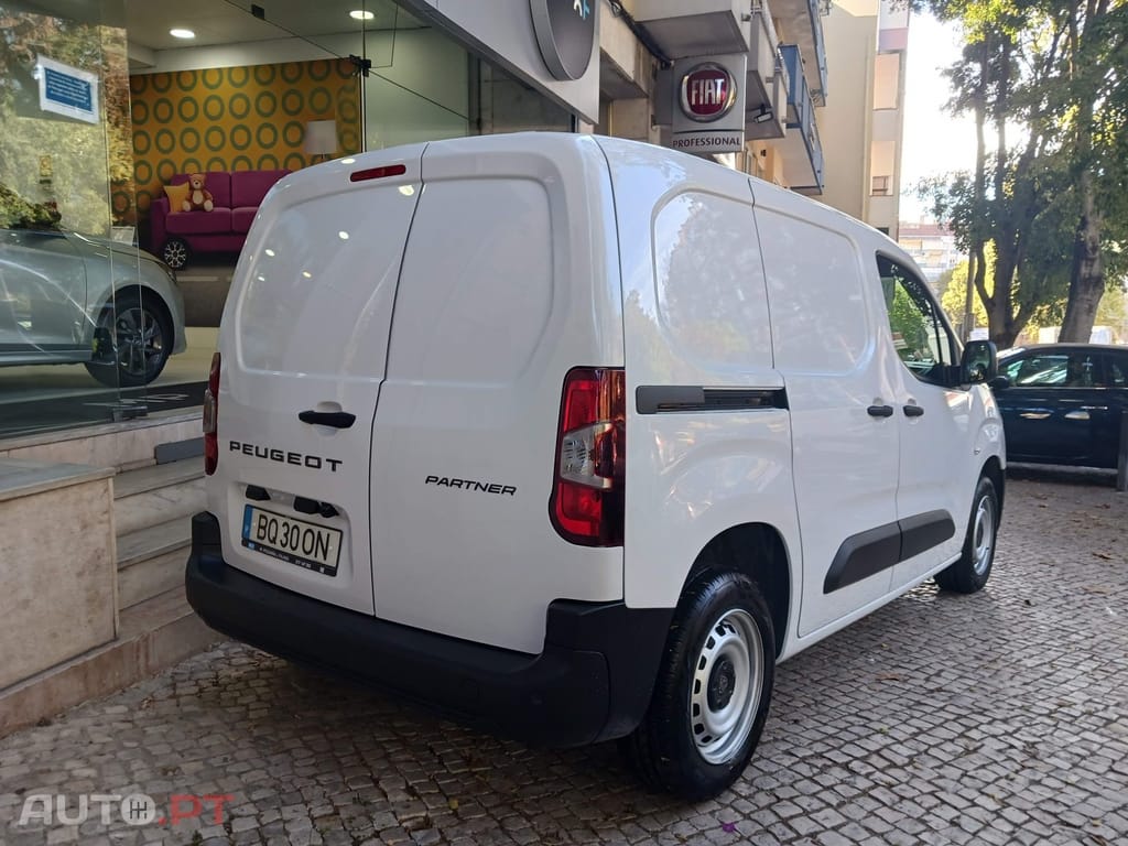 Peugeot Partner 1.5 BlueHDi Pro Standard Plus