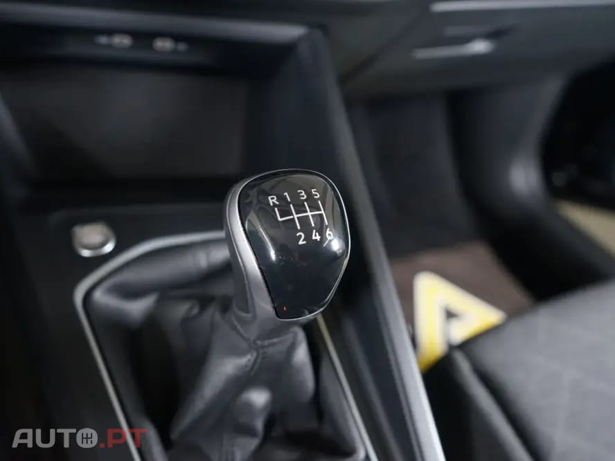 Volkswagen Golf 1.0 TSI Confortline