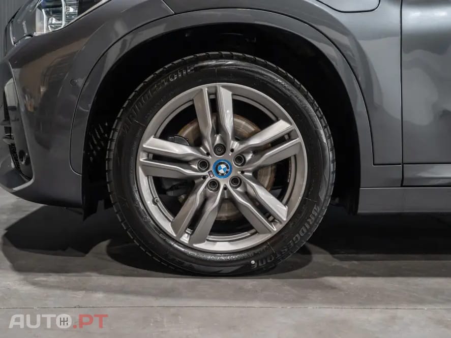 BMW X1 xDrive25e Pack Desportivo M