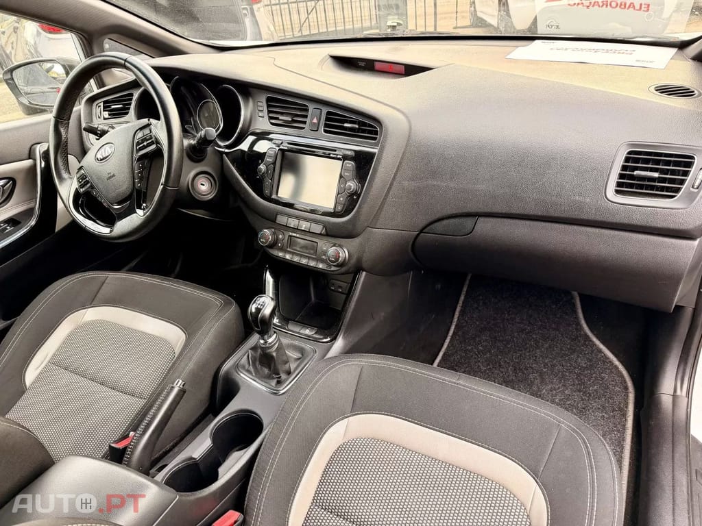 Kia Ceed CEED Crdi 