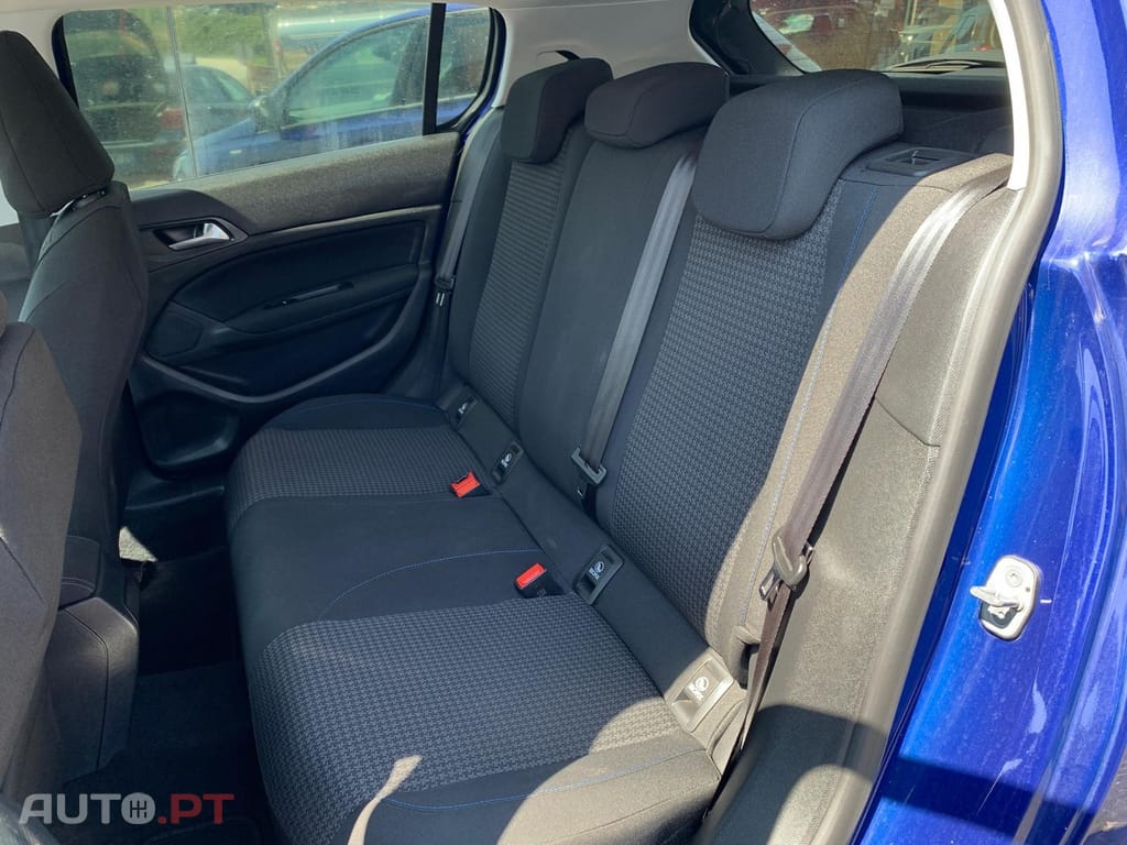 Peugeot 308 1.5 BlueHDi Style