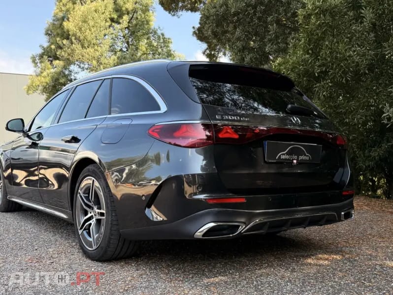 Mercedes-Benz E 300 de AMG LINE