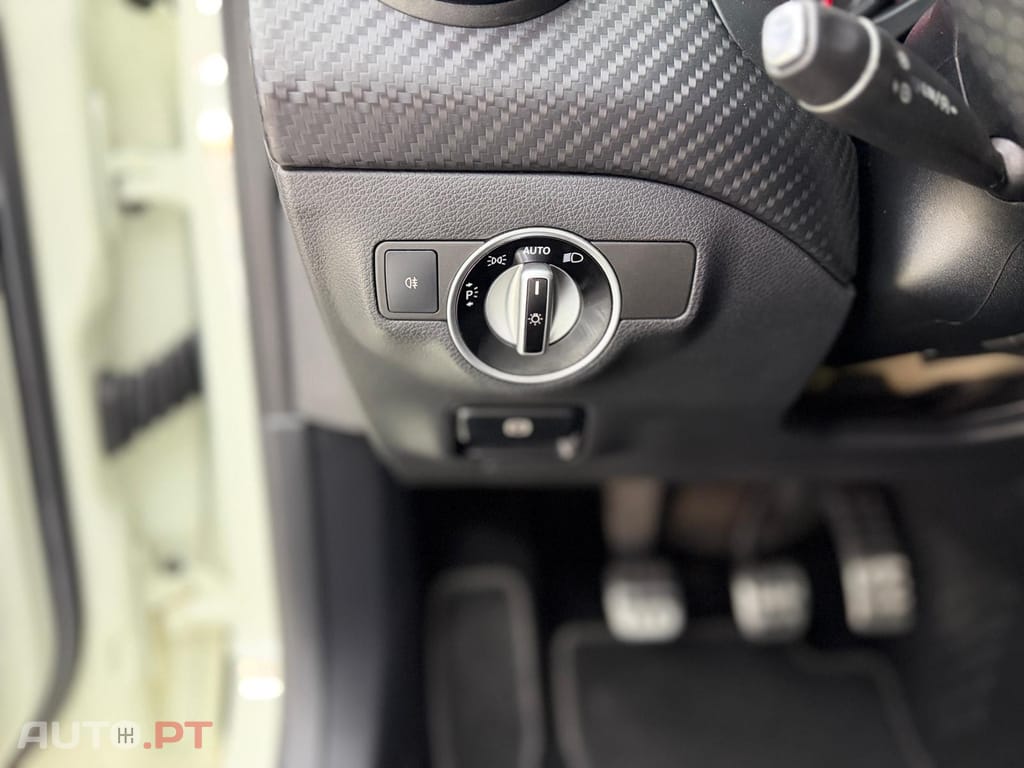 Mercedes-Benz A 180 d Amg line