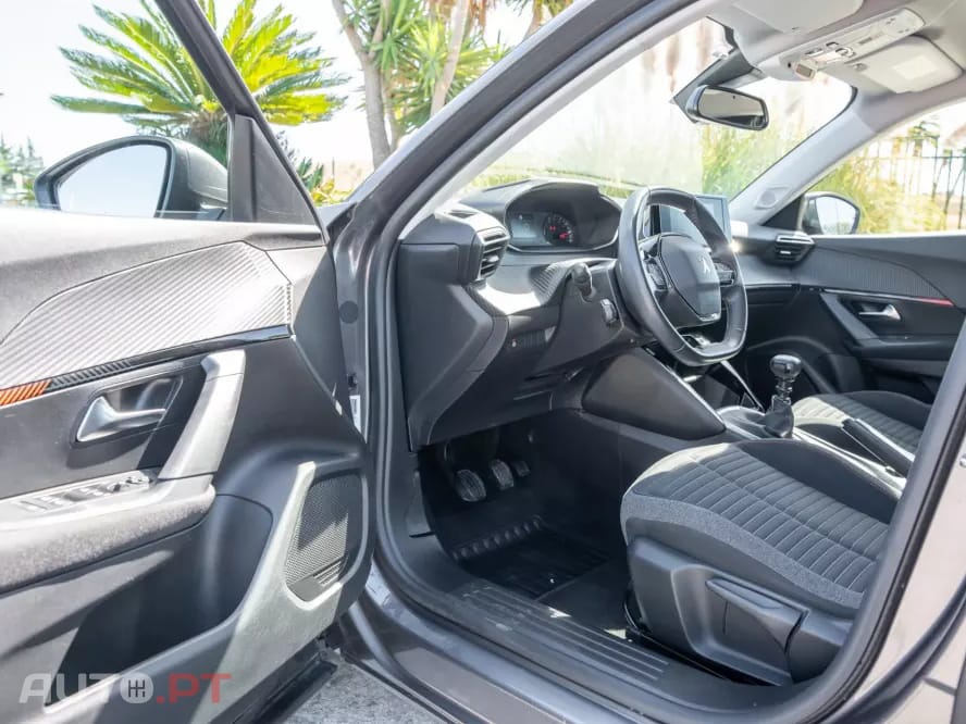 Peugeot 2008 1.5 BlueHDi Active