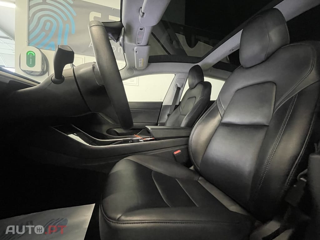 Tesla Model 3 Long-Range Dual Motor AWD