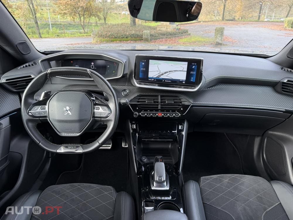 Peugeot 2008 1.2 PureTech GT Pack EAT8