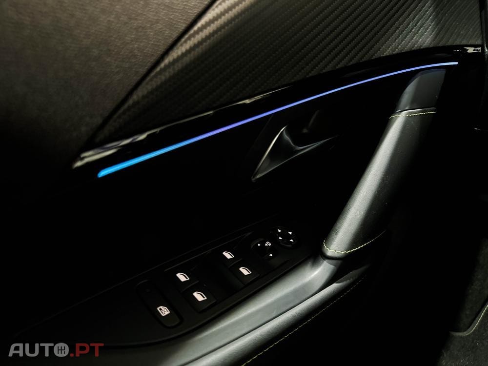 Peugeot E-208 51 kWh GT