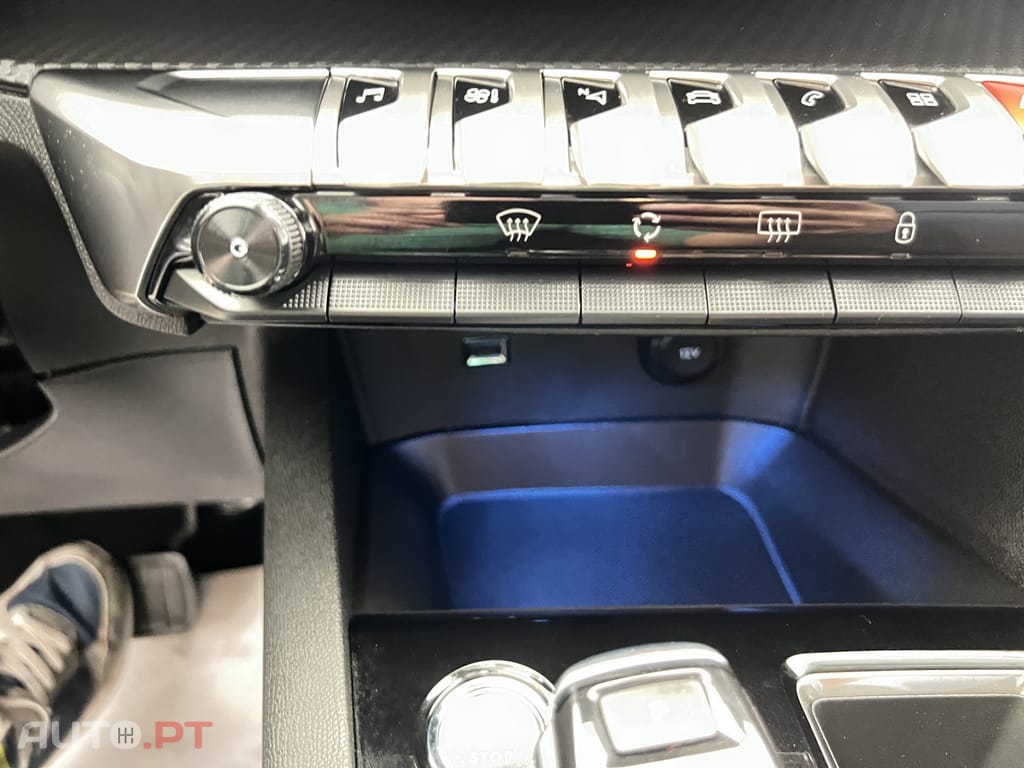 Peugeot 5008 1.2 PureTech Allure Pack EAT8