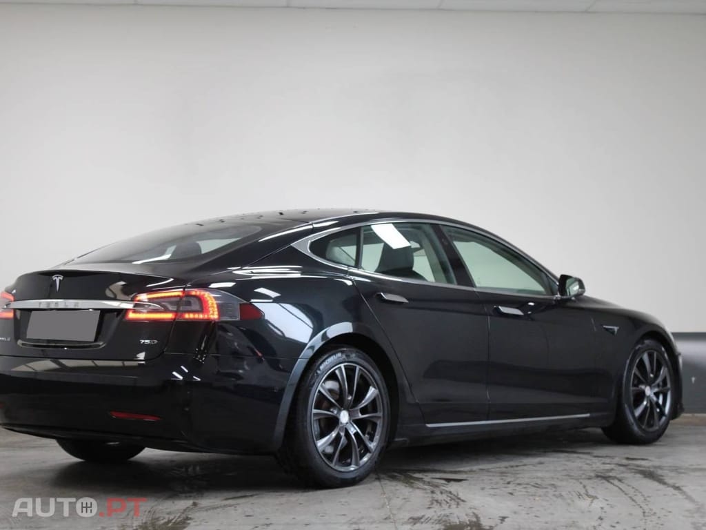 Tesla Model S 75D