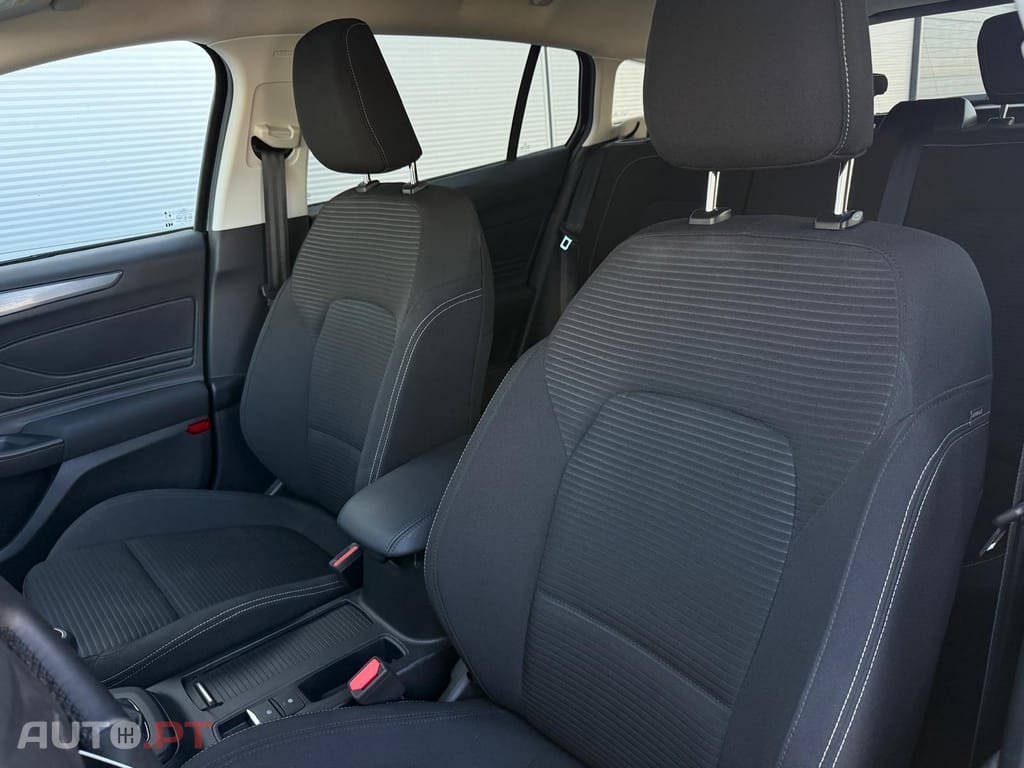 Ford Focus SW 1.0 EcoBoost MHEV Active X