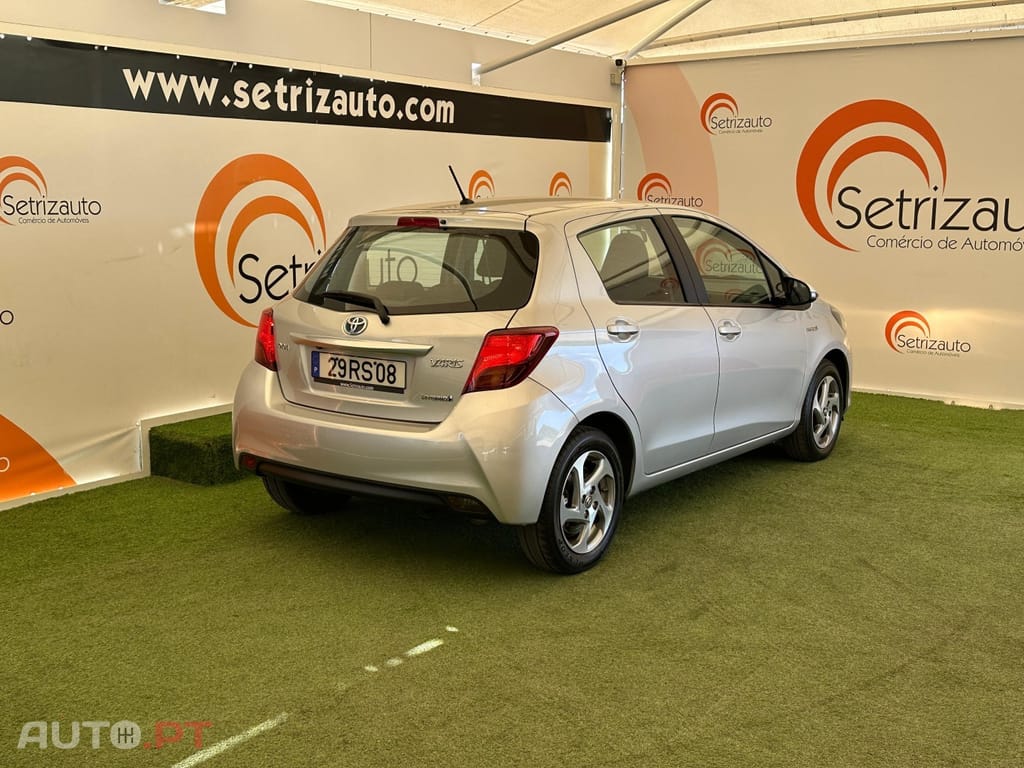 Toyota Yaris 1.5 HSD Comfort+P.Style