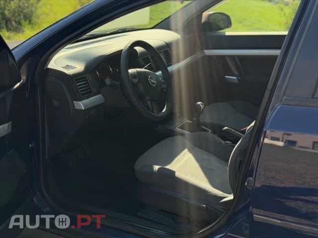 Opel Vectra Caravan 1.9 CDTi Executive