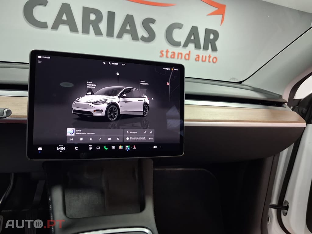 Tesla Model Y Standard RWD