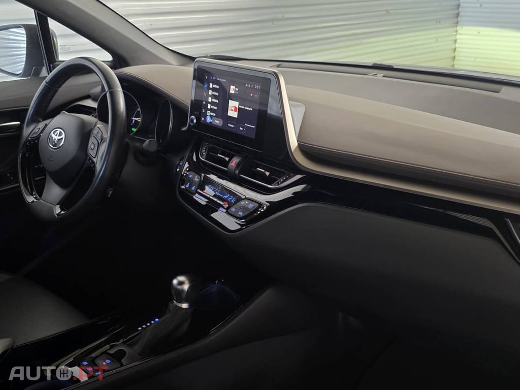 Toyota C-HR 1.8 Hybrid Exclusive+P.Luxury