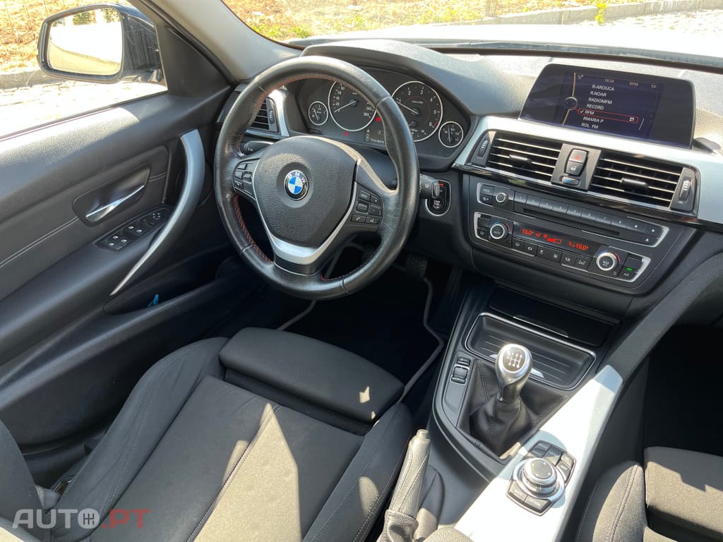 BMW 318 d Touring Sport Line