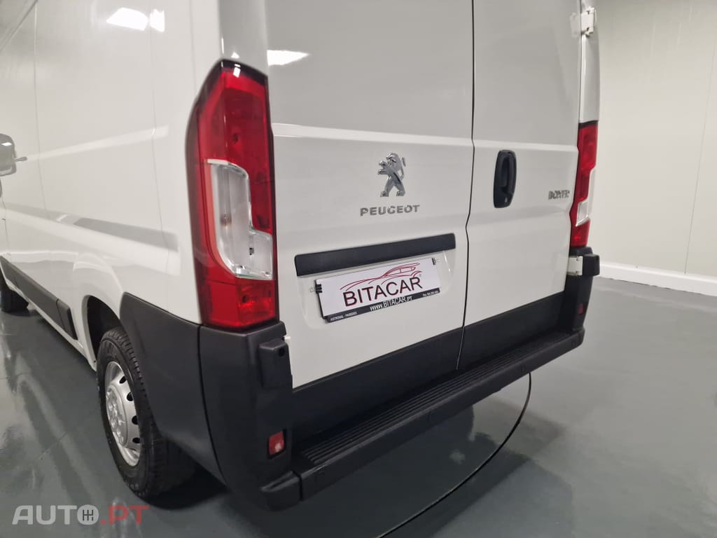 Peugeot Boxer 2.2 BlueHDi 335 L2H2 Pro GPS CAM. TRASEIRA IVA DEDUTIVEL
