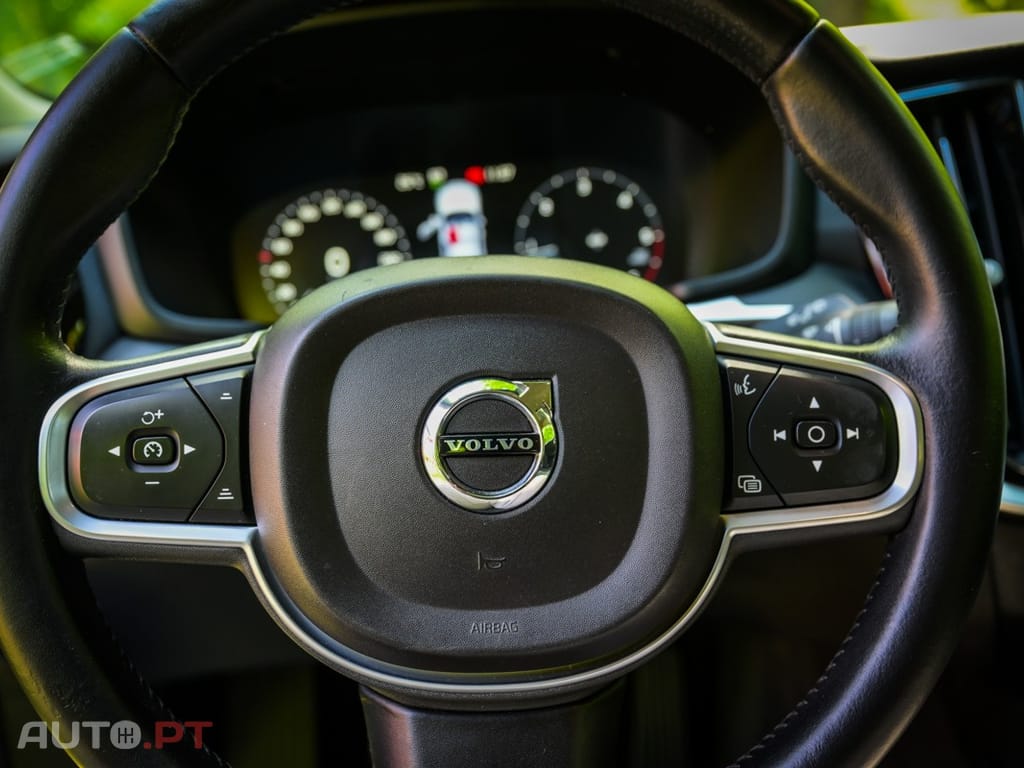 Volvo V60 2.0 D3 Momentum