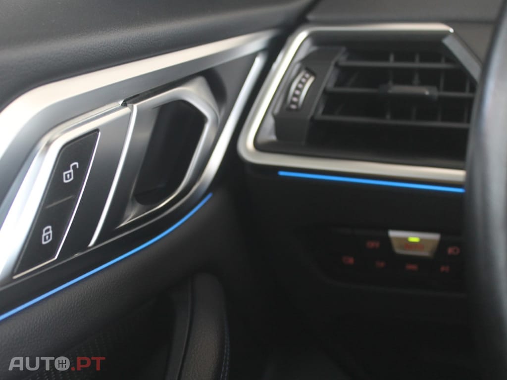 BMW i4 eDrive40 Desportiva M