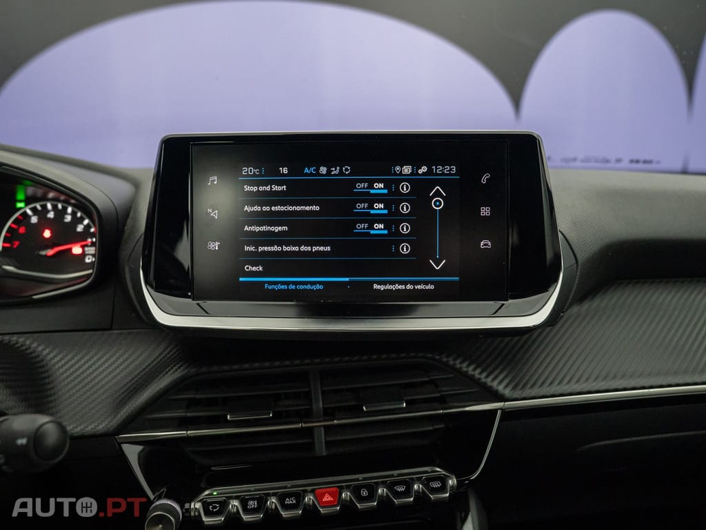 Peugeot 2008 1.2 PureTech Active Pack