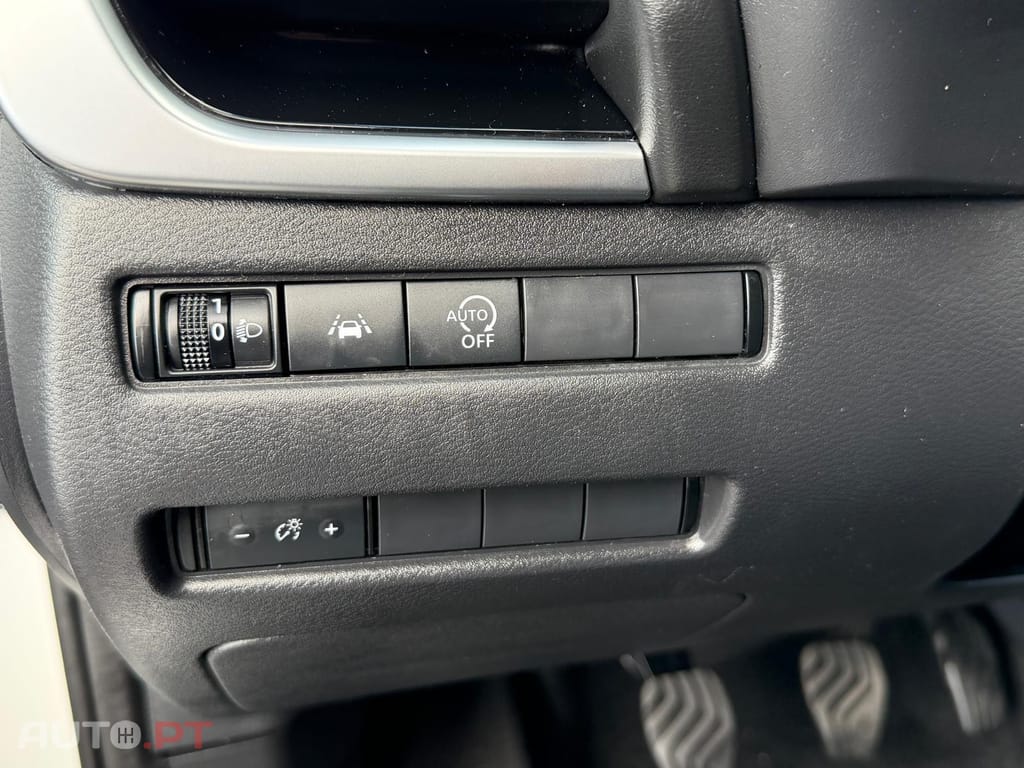 Nissan Qashqai 1.3 DIG-T N-Connecta LED