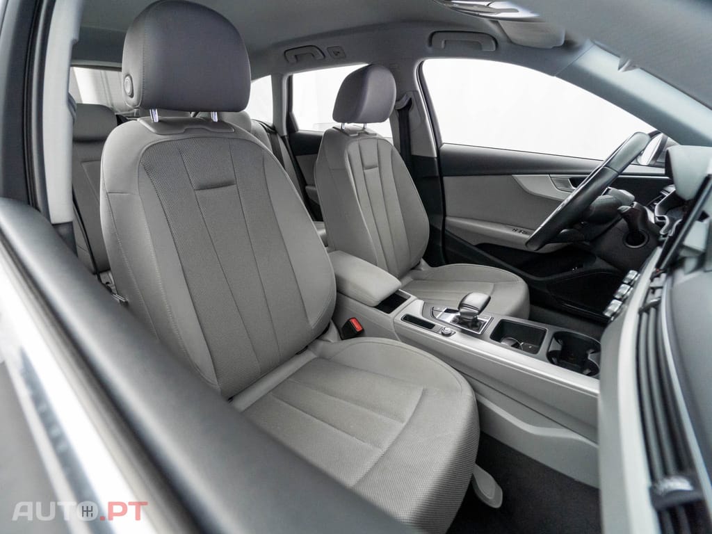 Audi A4 Avant 35 TDI S tronic