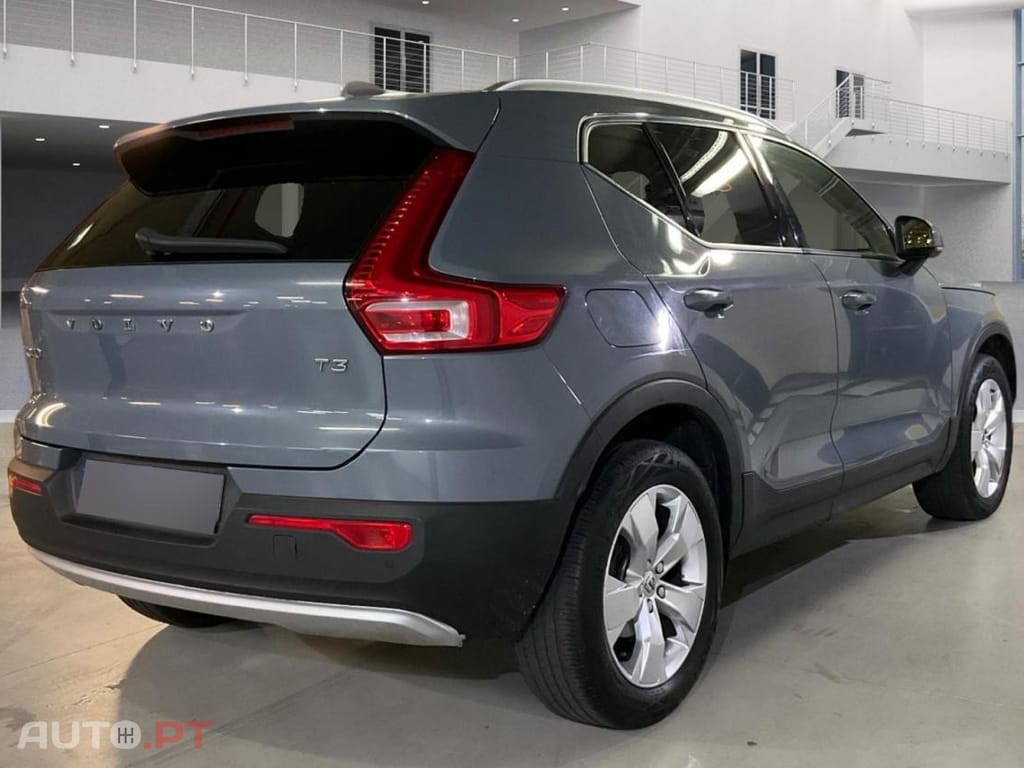 Volvo XC40 1.5 T3 Momentum Plus Geartronic