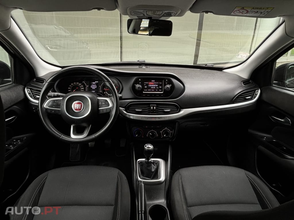 Fiat Tipo 1.6 M-Jet Easy