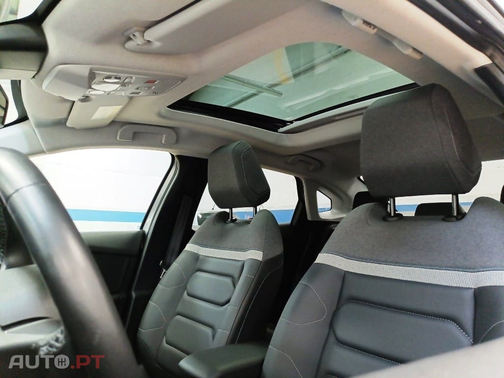 Citroen e-C4 X 50 kWh Shine Pack