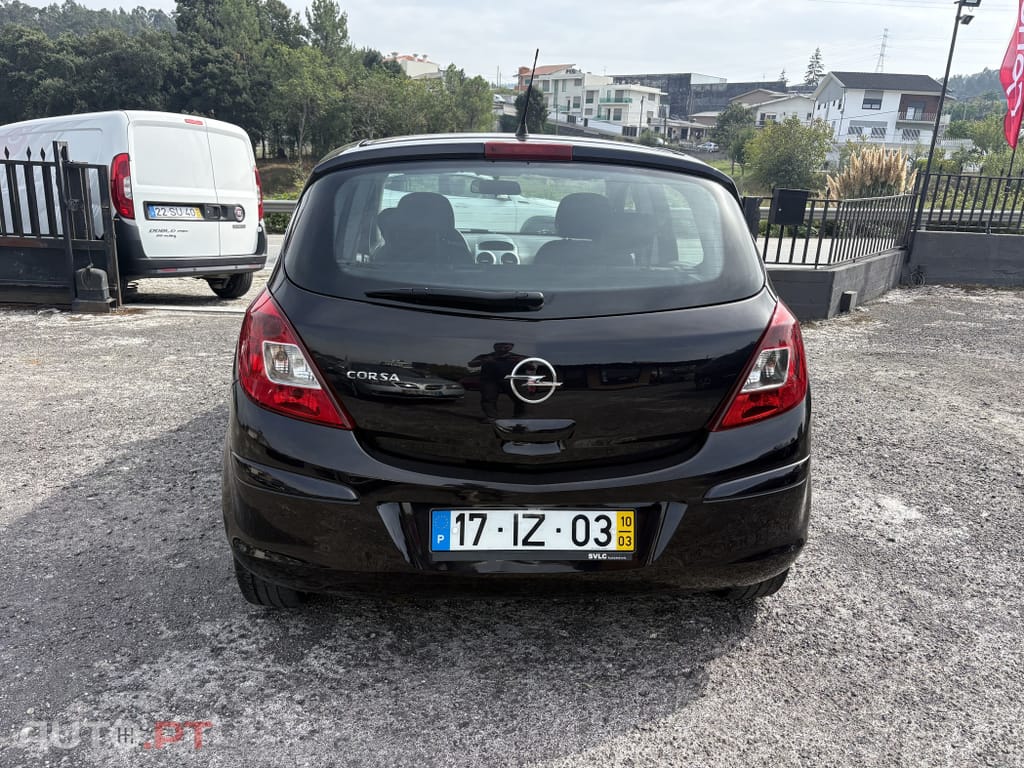 Opel Corsa 1.2 Enjoy
