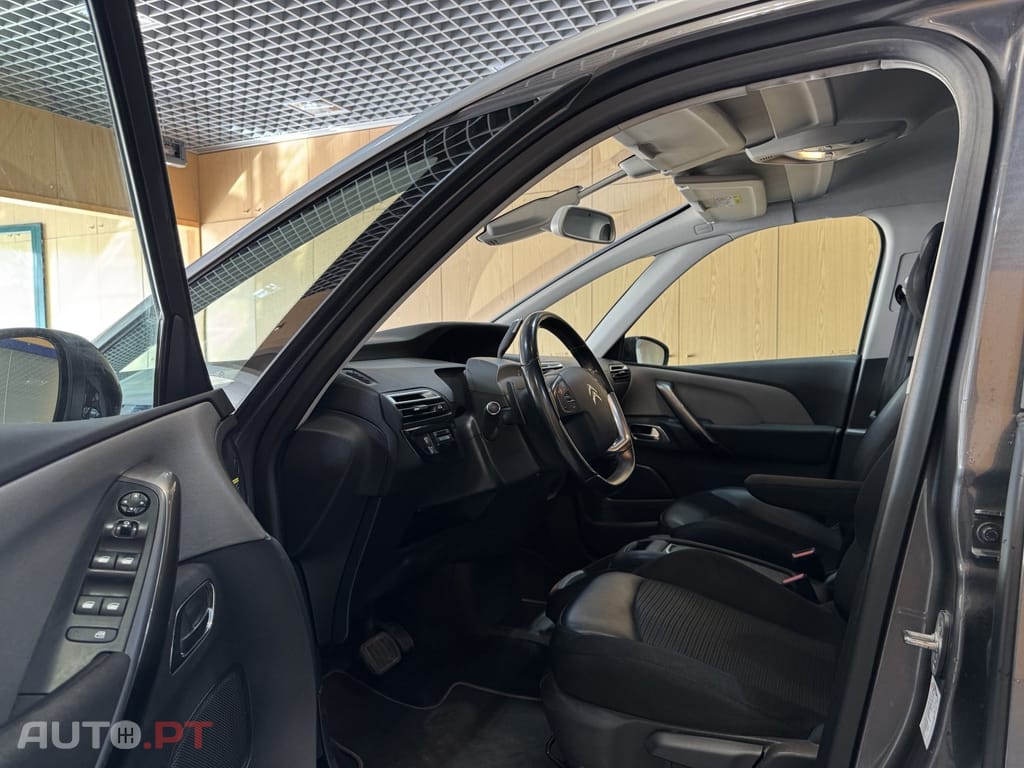 Citroen C4 SpaceTourer 1.5 BlueHDi Shine EAT8